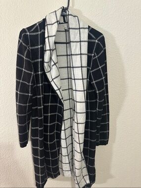 Black & White Windowpane Open-Front Women's Sweater Cardigan